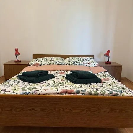 Apartmani Marko Novalja Exterior photo