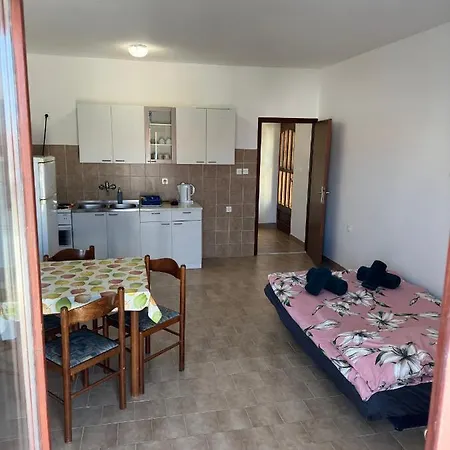 Apartmani Marko Novalja Exterior photo