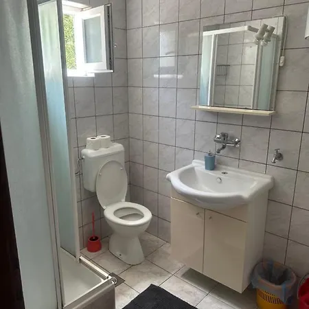 Apartmani Marko Novalja Exterior photo