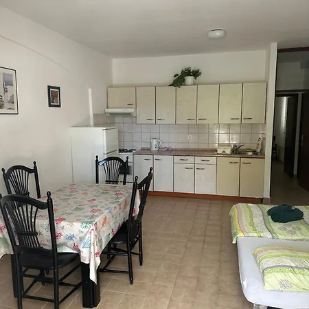 Apartmani Marko Novalja Exterior photo