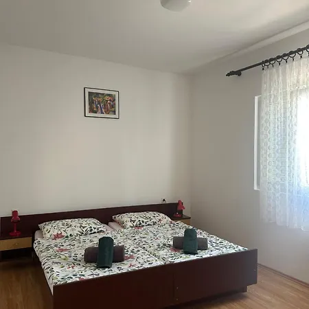 Apartmani Marko Novalja Exterior photo