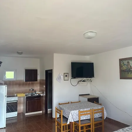 Apartmani Marko Novalja Exterior photo