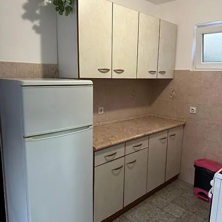 Apartmani Marko Novalja Exterior photo