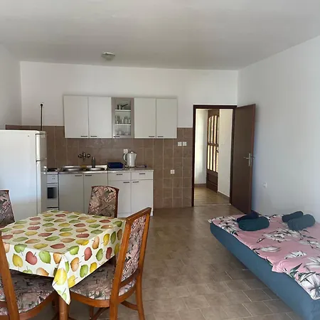 Apartmani Marko Novalja Exterior photo