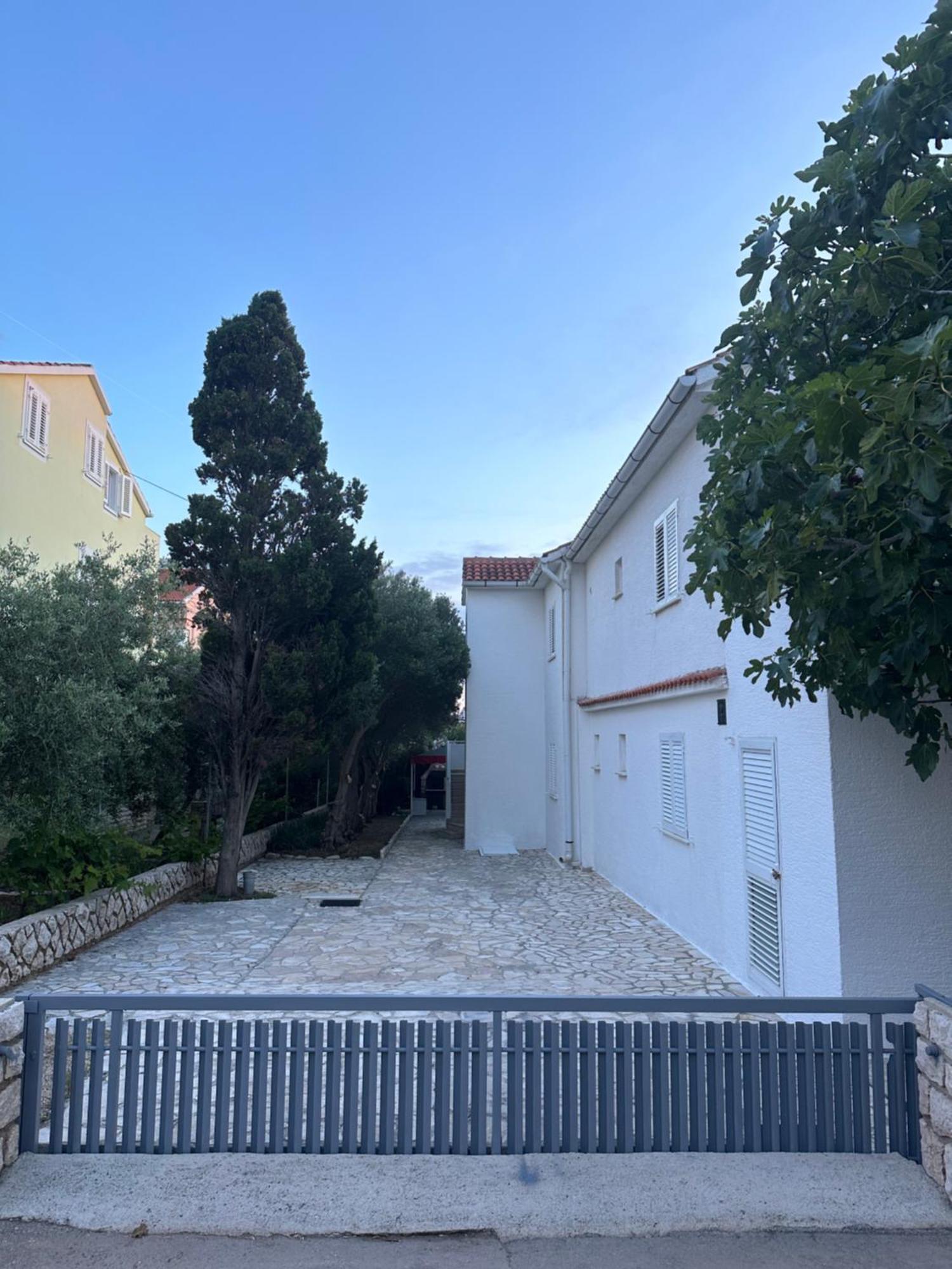 Marko Apartman Novalja